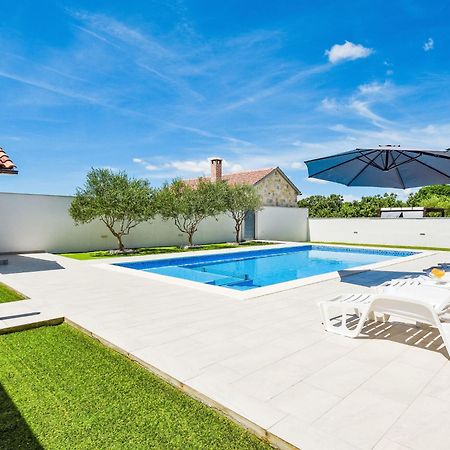 Holiday Home Anic By Interhome Smilcic Eksteriør billede